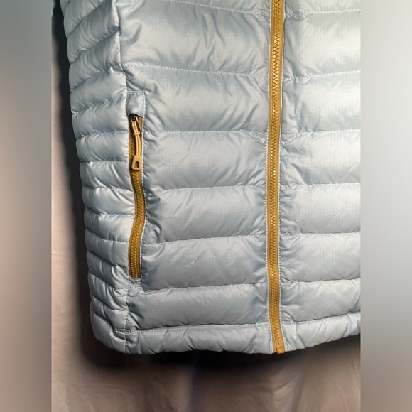 Patagonia women’s Down Puffer Jacket | XS - Picture 4 of 11